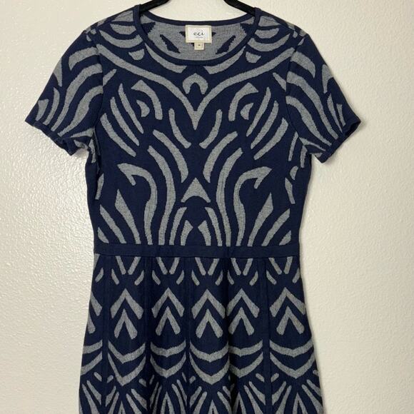 eci Sweater Dress Short Sleeve Fit & Flare Navy Blue Gray Mini Women's Medium - Picture 10 of 16